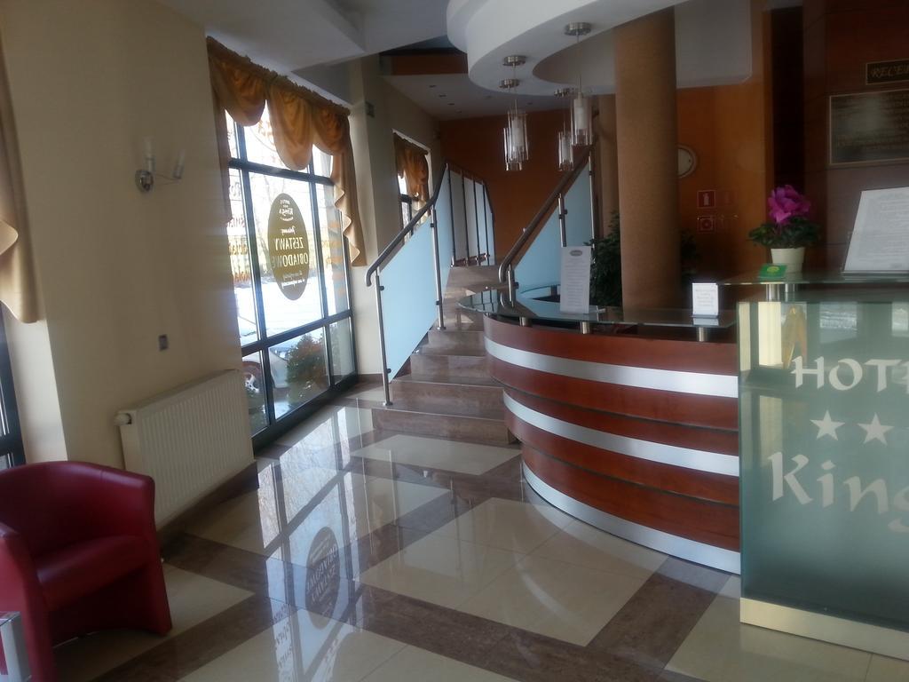 קטוביץ Hotel Restauracja Kinga מראה חיצוני תמונה
